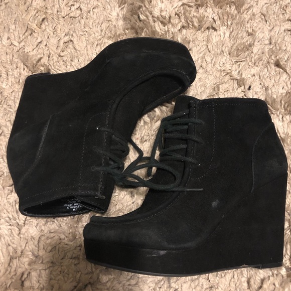Nine West Shoes - Black Wedges